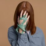 woman-with-eating-disorder-having-weight-problems